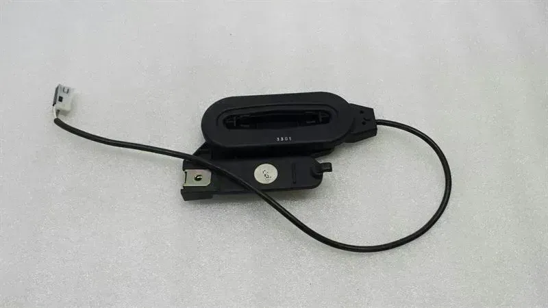 Mercedes-Benz CLA (C174 / C178) 2025-... Mercedes CL W215 Keyless Go Antenna A2158202075 Keyless Go Antenna