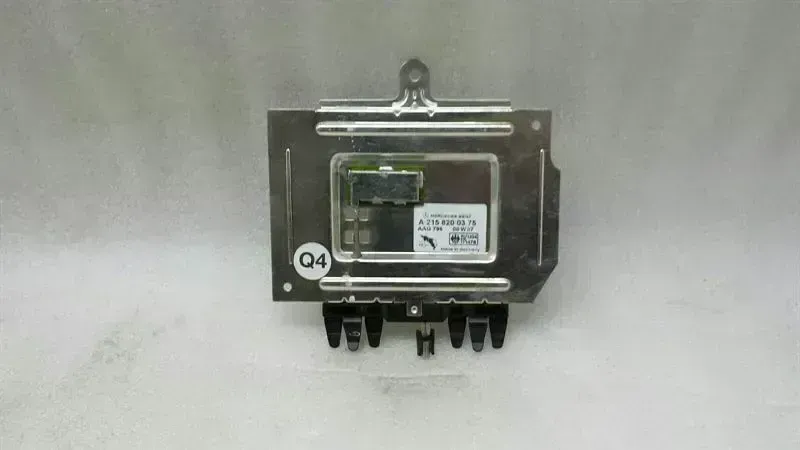 Mercedes-Benz A (W168) Mercedes CL W215 GPS Antenna A2158200375 Antenna Amplifier
