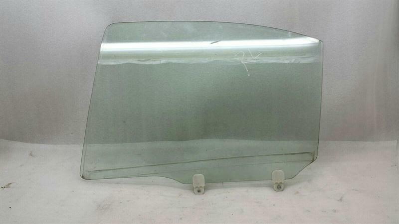 Mitsubishi Lancer MITSUBISHI Lancer X Left Rear Door Glass 5736A317 Rear Left Door Window Body type: Saloon
Fuel: Petrol