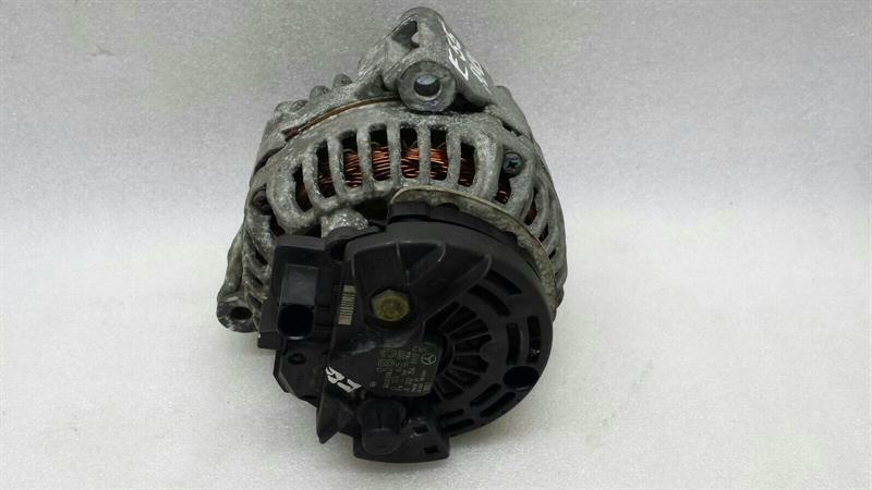 Mercedes-Benz A (W168) Mercedes E Class W211 Alternator A0121548902 Alternator 180A A0124625007