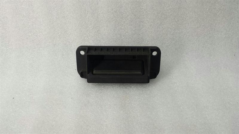 Mercedes-Benz A (W169) Mercedes C Class W204 Boot Lid Switch A2047500293 Tailgate Switch Body type: Saloon
Fuel: Diesel