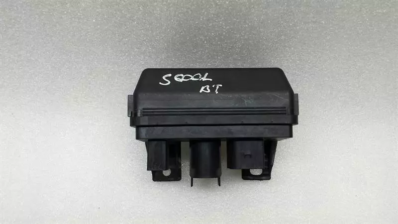 Mercedes-Benz A (W168) Mercedes S Class W220 Relay A2205400050 Control Unit Module Relay