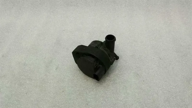 Mercedes-Benz A (W168) Mercedes E Class W211 Additional Cooling Pump A2118350028 Coolant Pump Pump
