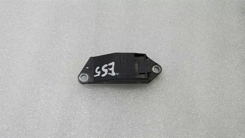 Mercedes-Benz CLA (C174 / C178) 2025-... Mercedes E Class W211 Crash Sensor A0018209326 Impact Sensor