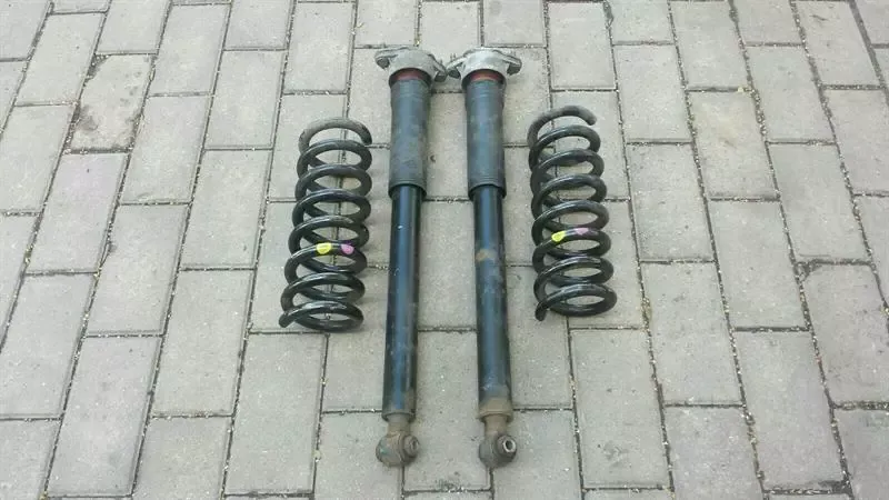 Mercedes C Class W204 Shock Absorber Rear A2043260500 Rear Shock Absorber Set