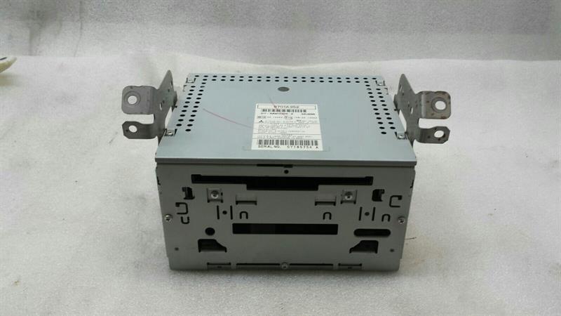 Mitsubishi Lancer Mitsubishi Lancer X Audio System Controller 8701A352 Radio Audio CD Player Body type: Saloon
Fuel: Petrol