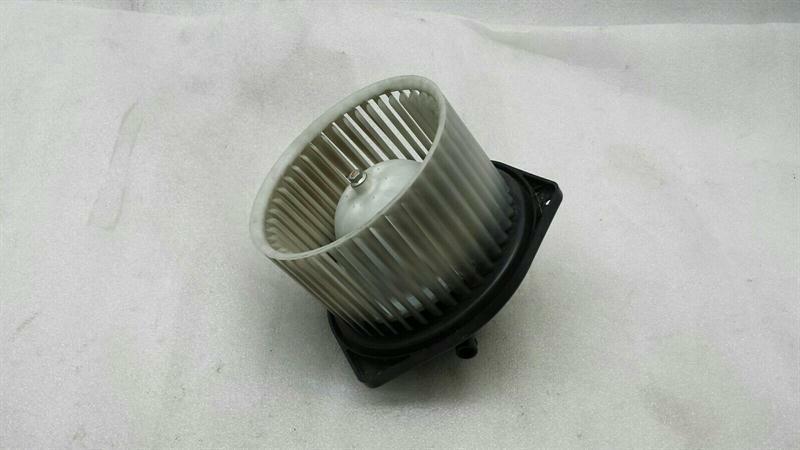 Mitsubishi Lancer Mitsubishi Lancer Citroen Peugeot Heater Blower 7802A217 Engine Heater Blower Body type: Saloon
Fuel: Petrol