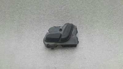 Mercedes C Klass W204 Höger Sätesbrytare A2048709010 Säte Höger Strömbrytare