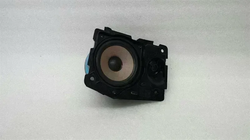 BMW 7 (E65 / E66 / E67 / E68) Speaker BMW 7 Series E65 Speaker 6907644 Speakers

Part...