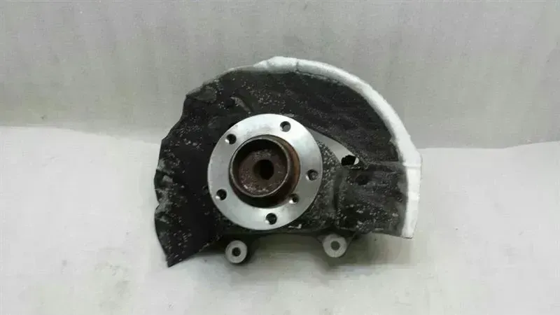 BMW 7 (E65 / E66 / E67 / E68) BMW 7 series E65 E66 wheel bearing housing front left 31216753461 front left hub Body type: Saloon
Fuel: Petrol