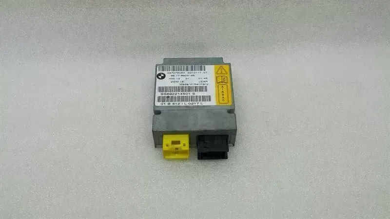 BMW 7 (E65 / E66 / E67 / E68) BMW 7 series E65 safety modules ECU 65776922145 air control unit SRS Body type: Saloon
Fuel: Petrol