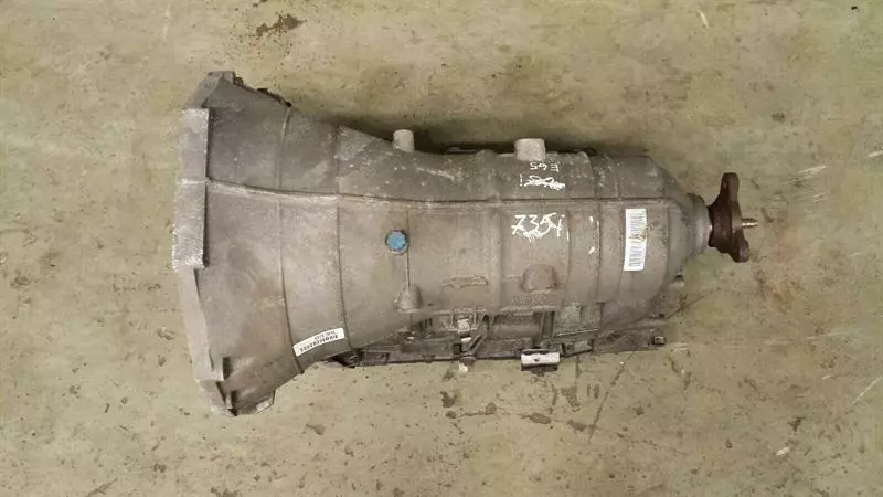 BMW 7 (E65 / E66 / E67 / E68) BMW 7 E65 Gearbox 7524455 Transmission 6HP-26 N62 735i AUTOMATIC CAR Body type: Saloon
Fuel: Petrol