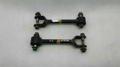 Lexus ISF II tylne wahacze 48770-30110 Zestaw tylnych wahaczy 5.0 V8 górny