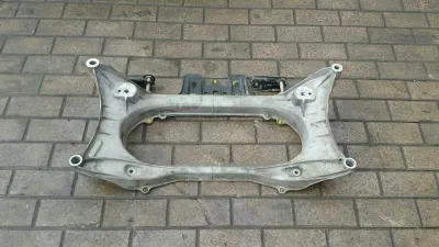 Lexus ISF IS греда / подрамка предна 51201-30130 греда на предна ос 5.0 V8