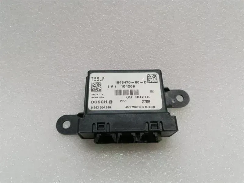 Tesla Model S Electronic module Tesla Model S 90D PDC Module 1048476-00-D Parki...