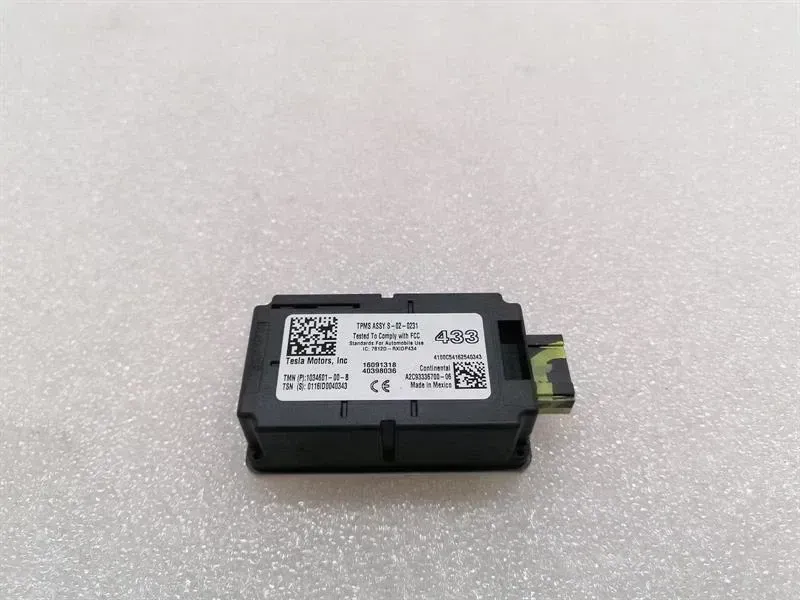 Tesla Model S Electronic module Tesla Model S 90D electronic module 1034601-00-...