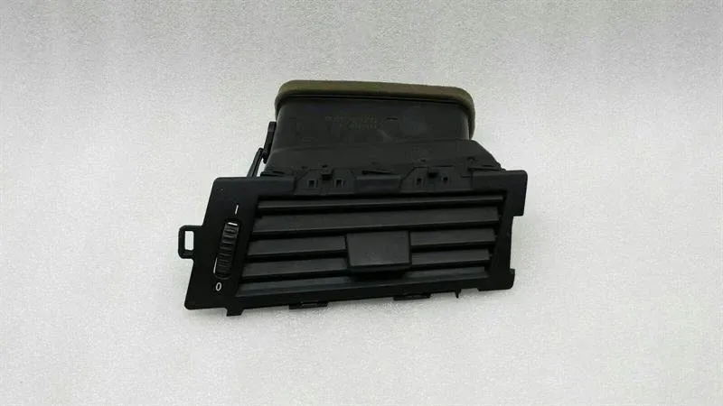 BMW 5 Series E60 Right Air Vent 6910732 Air Vent Vent Grille Right