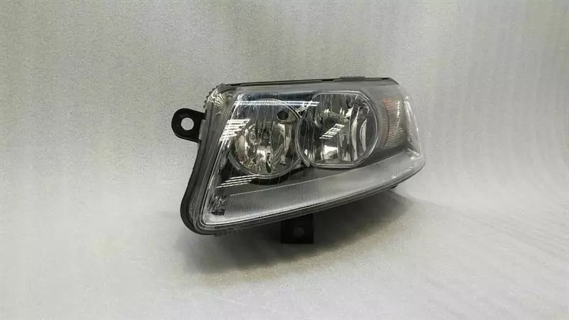 Audi A6 (C6) Audi A6 4F Left Head Light 4F0941003C Headlights Left RHD Hallogen Body type: Saloon
Fuel: Diesel