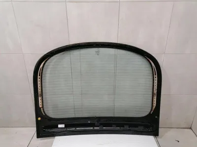 Tesla Model S 90D aizmugurējais ekrāns 6005898-99-K aizmugurējais logs 6005898-00-F