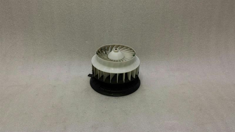 BMW 6 (E63 / E64) Mercedes C Class W205 Heater Blower A0999060412 Engine Heater Blower RHD