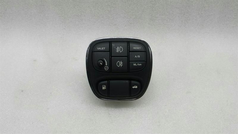 Jaguar XJ X350 FOG LIGHT SWITCH 5W93-11654 Rear Fog Light Switch