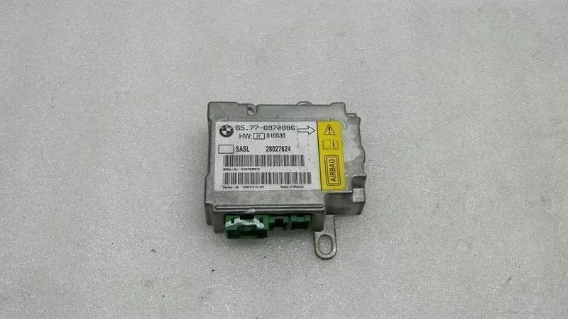 BMW 7 (E65 / E66 / E67 / E68) BMW 7 Series E65 Facelift Crash Sensor 65776970886 Impact Sensor Body type: Saloon
Fuel: Petrol