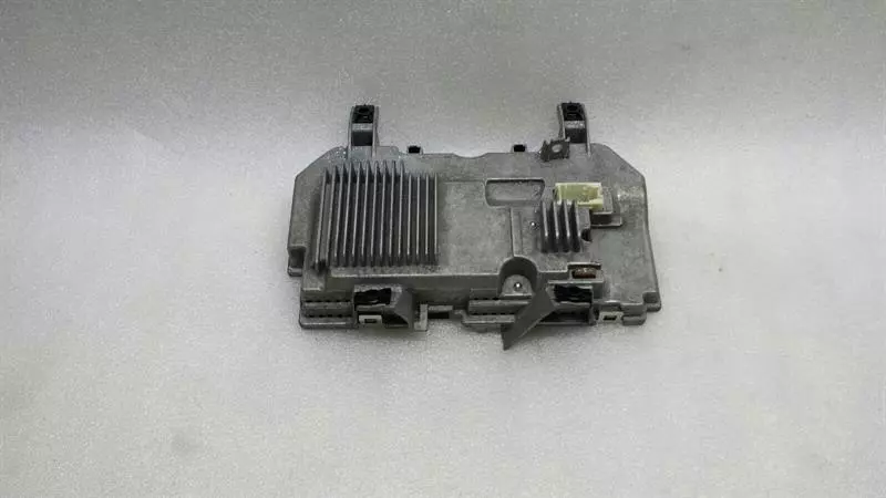 BMW 7 (E65 / E66 / E67 / E68) Electronic module BMW 7 series E65 E66 rear monitor control unit ...