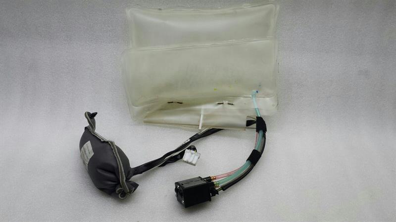 Jaguar XJ JAGUAR XJ6 X350 seat pump C2C28376 seat backrest air pump Body type: Saloon
Fuel: Diesel