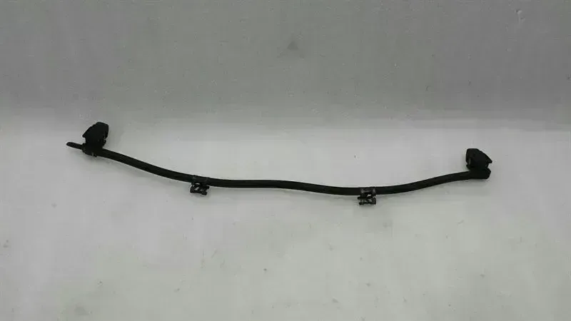 Mercedes-Benz A (W169) Mercedes S-Class W221 Washer Fluid Pipes Water Pipe Hose Body type: Saloon
Fuel: Petrol