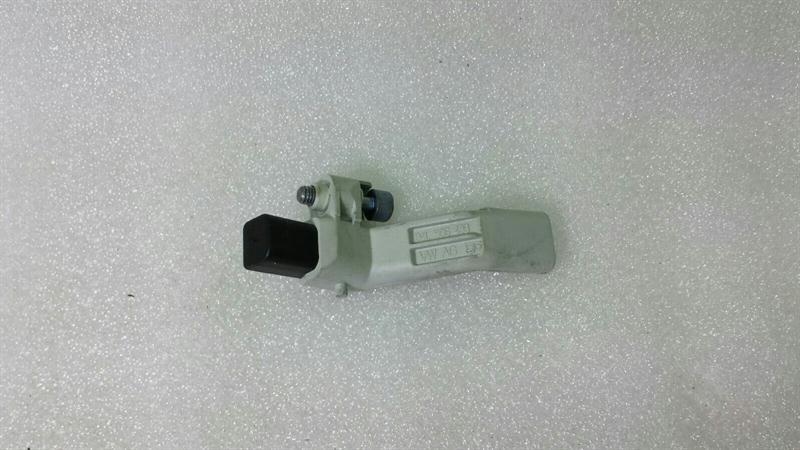 Audi A4 (B9) 2015-... Audi A4 8K Crankshaft Position Sensor 04L906433 Pulse Generator Crankshaft CHYA