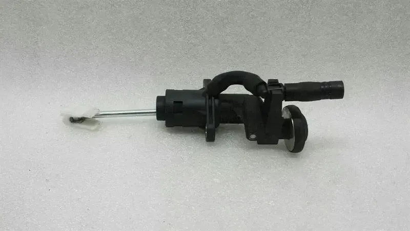 Audi A4 (B9) 2015-... Audi A4 8K RHD Clutch Master Cylinder 8E2721401AC Right Hand Drive