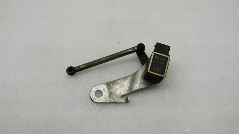 BMW 5 Series E60 E61 Level Sensor 1093697 Suspension Level Sensor