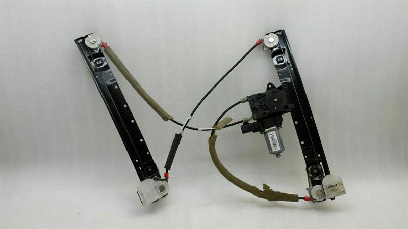 Jaguar XJ Jaguar XJ X351 Window Regulator Front Right C2D6309 FRH Window Regulator 11-15 Body type: Saloon
Fuel: Diesel