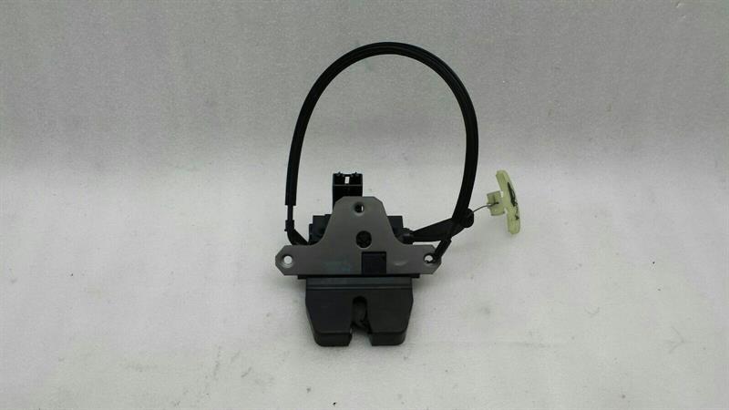 Jaguar XJ JAGUAR XJ X351 Tailgate Lock AW93-442A66-AB Boat Lock Body type: Saloon
Fuel: Diesel