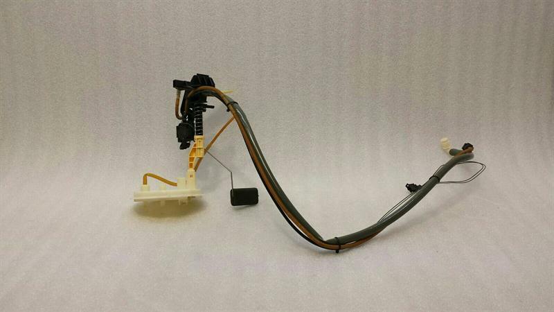 Jaguar XJ Fuel Sender Unit JAGUAR XJ X350 fuel level sensor A2C53095987 ta...