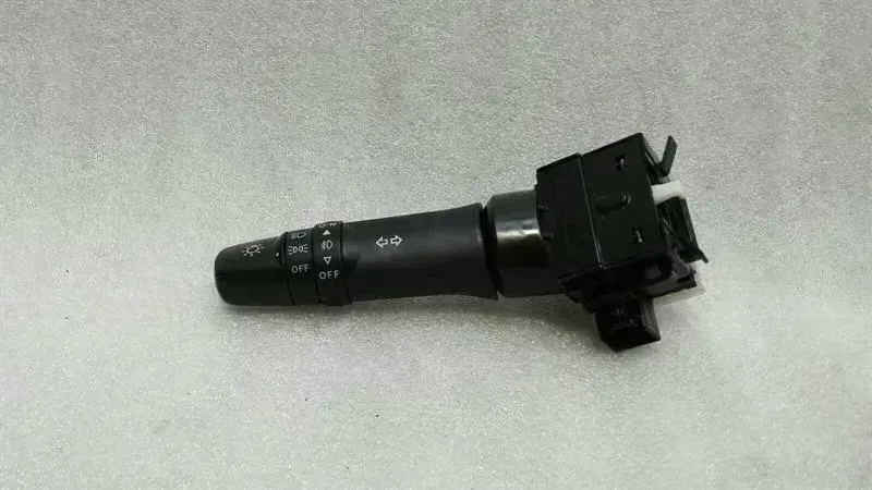 Mitsubishi Lancer MITSUBISHI Lancer X Light Switch 559-5032 Light Switch Body type: Saloon
Fuel: Petrol