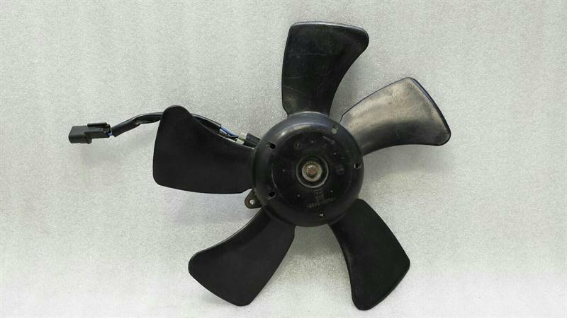 Mitsubishi Lancer Mitsubishi Lancer X EVO Radiator Fan Cooling Fan Electric Fan 4B11T 2.0T Body type: Saloon
Fuel: Petrol