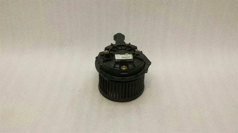 Jaguar S-Type Heater Blower Motor Jaguar S-Type Heater Blower 2R8H-19846-BC Heate...