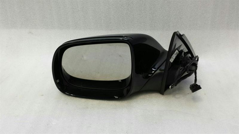 Audi Q5 (8R) Audi Q5 8r Left Door Mirror RHD 8R2857409 6-pin Right Handlebar Body type: SUV
Fuel: Diesel