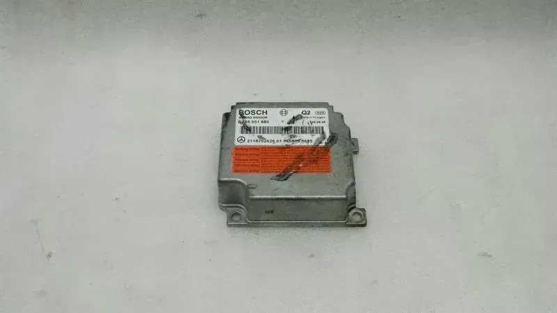 Mercedes-Benz CLS (C219) Mercedes CLS W219 Safety Module ECU A2118702626 Air Control Unit SRS Body type: Saloon
Fuel: Petrol