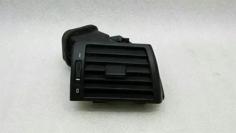BMW 3 (E46) BMW 3 Series E46 Right Air Vent 64228361898 Air Vent Vent Grille Right