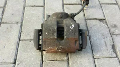 BMW 3er E46 M3 Bremssattel vorne rechts 34112282618 Bremssattel vorne rechts