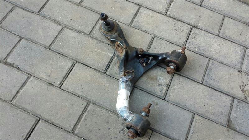 Land Rover Range Rover Sport Range Rover Sport L320 Right Front Wishbone LR026095 Front Right Side Handlebar Body type: SUV
Fuel: Diesel