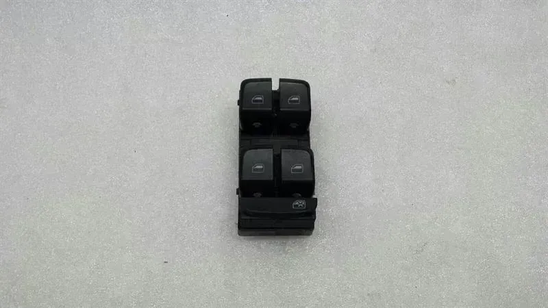 Audi A4 (B8) Audi A4 8K main window switch 8K0959851 power window switch switch Body type: Estate
Fuel: Petrol