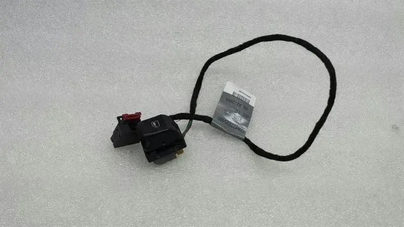 Audi A4 (B8) Audi A4 8K window switch 8K0959855A switch window regulator switch Body type: Estate
Fuel: Petrol