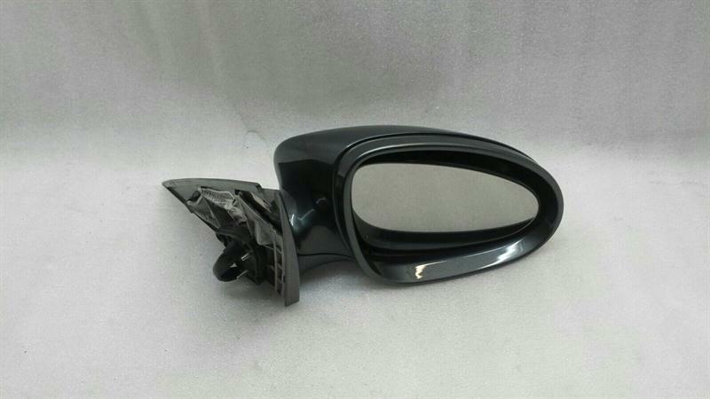 Mercedes-Benz A (W169) Mercedes S-Class W221 exterior mirror right A2218100476 door mirror pre facelift Body type: Saloon
Fuel: Petrol