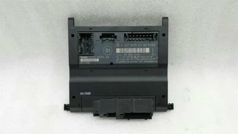 Mercedes S-Class W221 seat control unit left A2218702386 left seat control unit