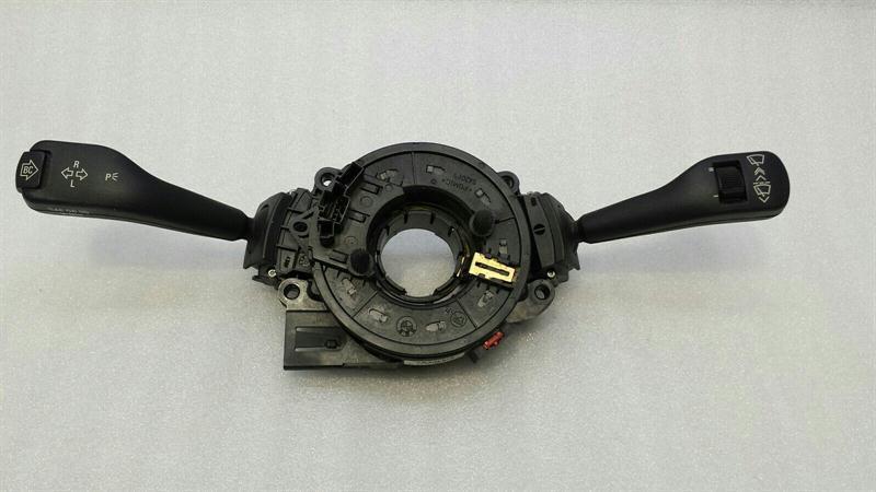 BMW Z4 (E85 / E86) BMW Z4 E85 E86 Wiper Stalks 8376445 Steering Column Switch Clock Spring Body type: Convertible
Fuel: Petrol