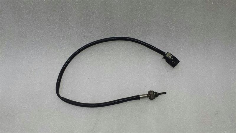 BMW 3 (E90 / E91 / E92 / E93) BMW F20 F21 E90 E91 E92 E93 F30 Temperature Sensor 8507628 Temperature Sensor Body type: Saloon
Fuel: Diesel