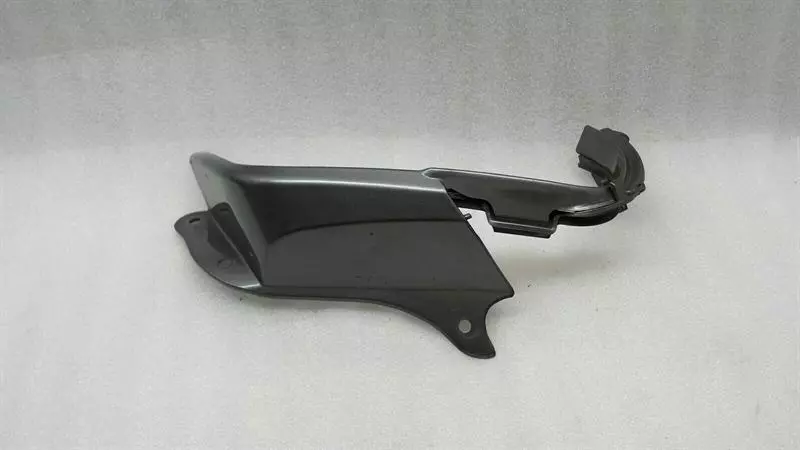 BMW Z4 (G29) BMW Z4 E85 left rear light cover 51127025641 left bar